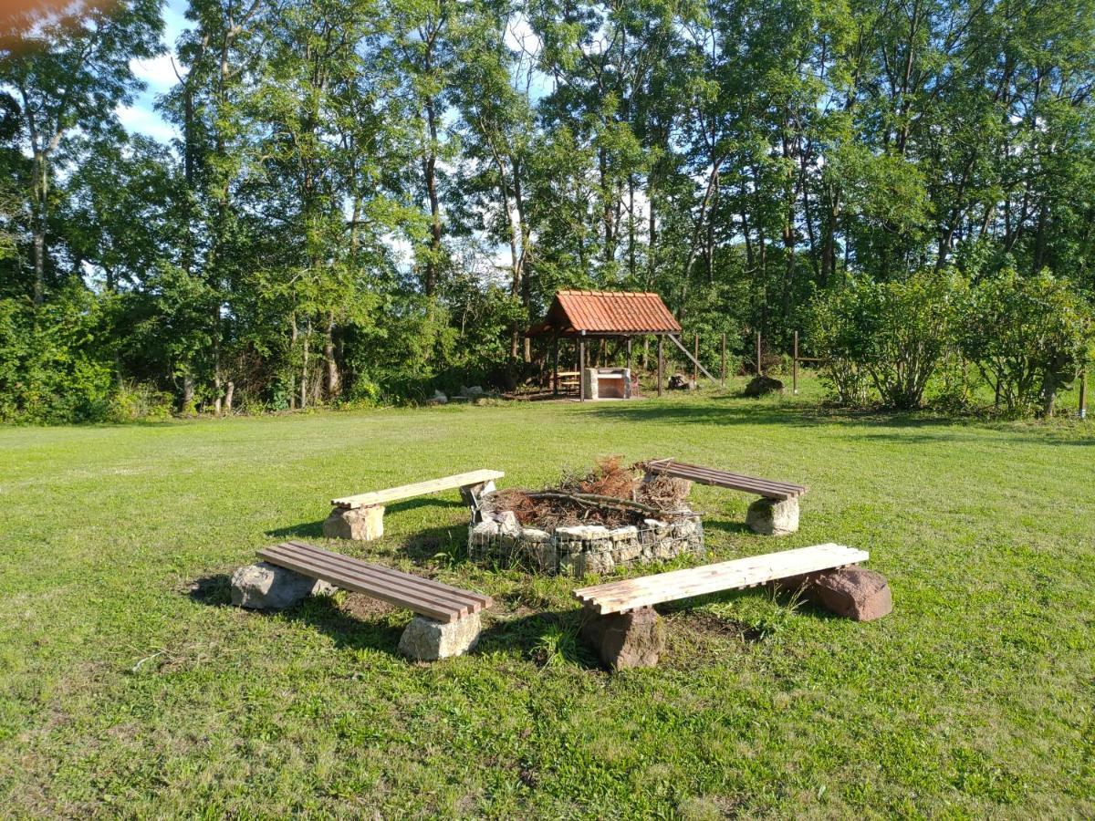 Haus Ringgau - Urlaub, Gemeinschaft Und Erlebnis Im Herzen Von Deutschland Herleshausen ภายนอก รูปภาพ